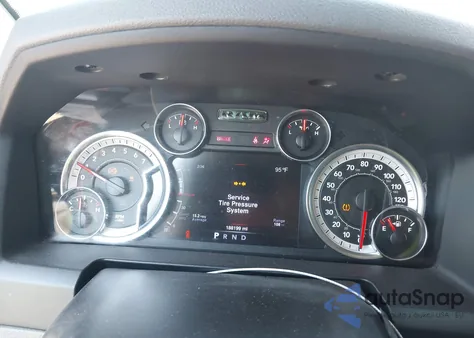 2013 Ram 1500 Express z USA, uszkodzony, nr VIN 1C6RR6FT6DS638935